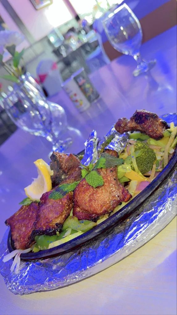 Tandoori grilled platter at Daana Paani